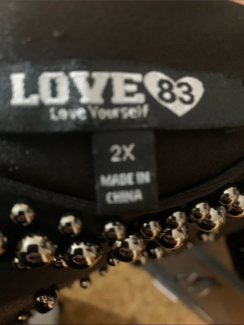 🖤UNIQUE LOVE PLUS SIZE 2X Black Pearl-Like Embellished Short Sleeve Top - Picture 5 of 5